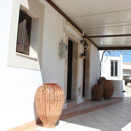 La Villa Di Zazopetra Menetai Luaran gambar